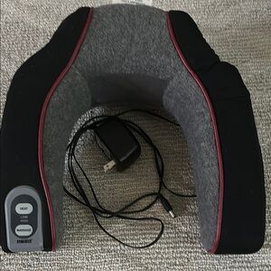 Homedics Black and Gray Comfort neck Massager